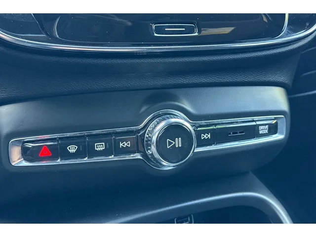 Pre-Owned VOLVO XC40 at Anderson Honda in Palo Alto