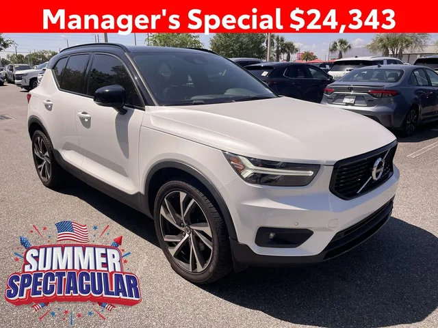 SEMINUEVOS VOLVO XC40 a Estados en autogozo