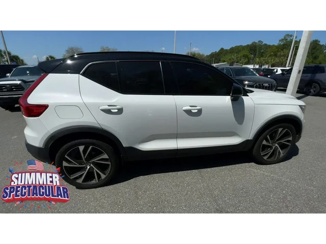 SEMINUEVOS VOLVO XC40 a Estados en autogozo
