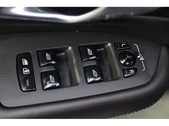 SEMINUEVOS VOLVO XC90 Recharge Plug-In Hybrid a Estados en autogozo
