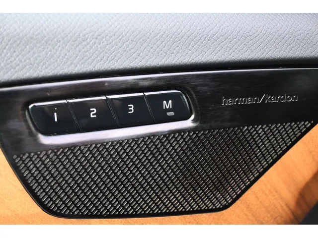 SEMINUEVOS VOLVO XC90 Recharge Plug-In Hybrid a Estados en autogozo