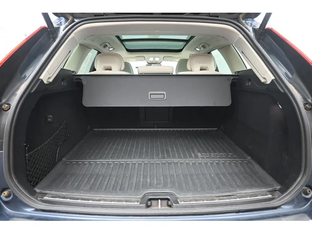 SEMINUEVOS VOLVO XC60 Recharge Plug-In Hybrid a Estados en autogozo