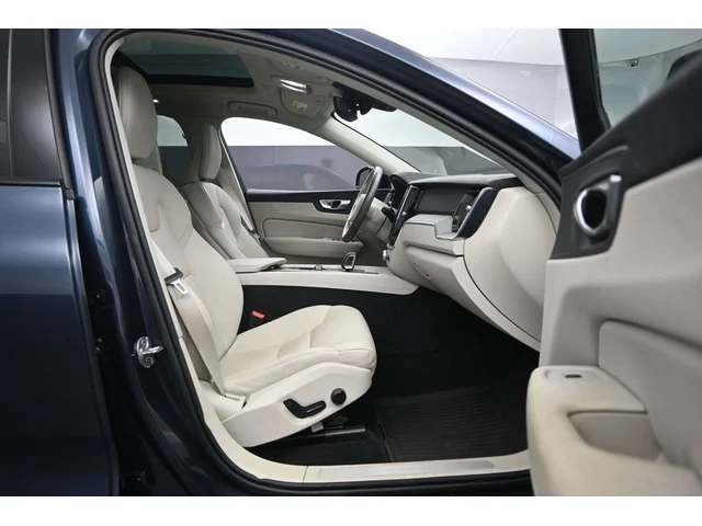 SEMINUEVOS VOLVO XC60 Recharge Plug-In Hybrid a Estados en autogozo