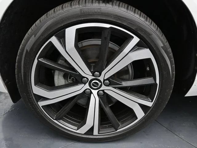SEMINUEVOS VOLVO XC60 Recharge Plug-In Hybrid a Estados en autogozo