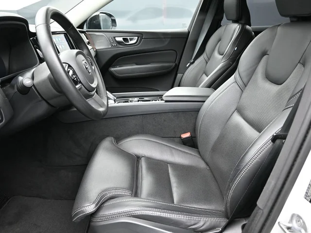 SEMINUEVOS VOLVO XC60 Recharge Plug-In Hybrid a Estados en autogozo