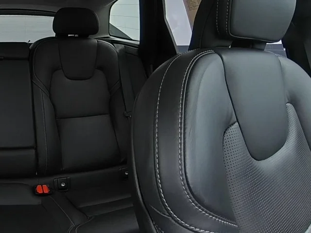 SEMINUEVOS VOLVO XC60 Recharge Plug-In Hybrid a Estados en autogozo