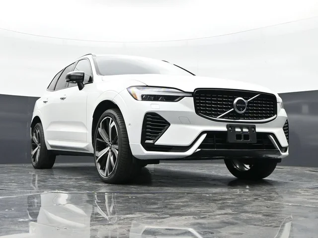 SEMINUEVOS VOLVO XC60 Recharge Plug-In Hybrid a Estados en autogozo