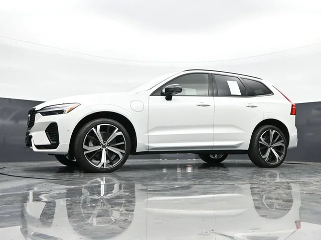 SEMINUEVOS VOLVO XC60 Recharge Plug-In Hybrid a Estados en autogozo