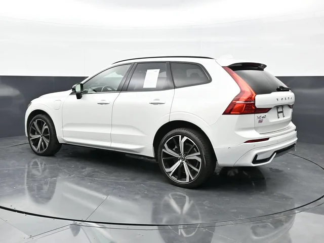 SEMINUEVOS VOLVO XC60 Recharge Plug-In Hybrid a Estados en autogozo