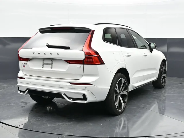 SEMINUEVOS VOLVO XC60 Recharge Plug-In Hybrid a Estados en autogozo
