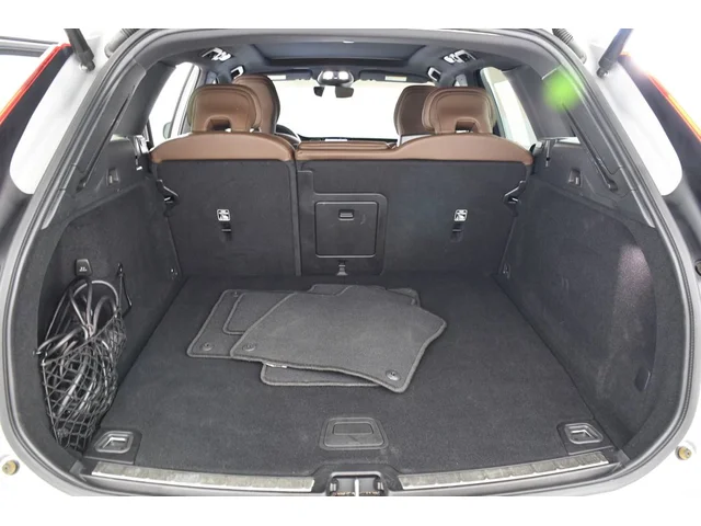 SEMINUEVOS VOLVO XC60 Recharge Plug-In Hybrid a Estados en autogozo
