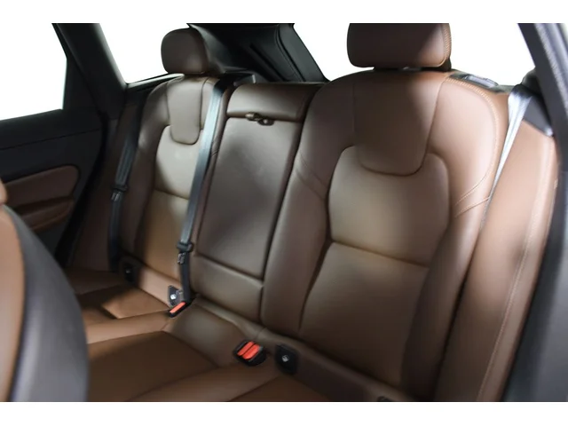 SEMINUEVOS VOLVO XC60 Recharge Plug-In Hybrid a Estados en autogozo