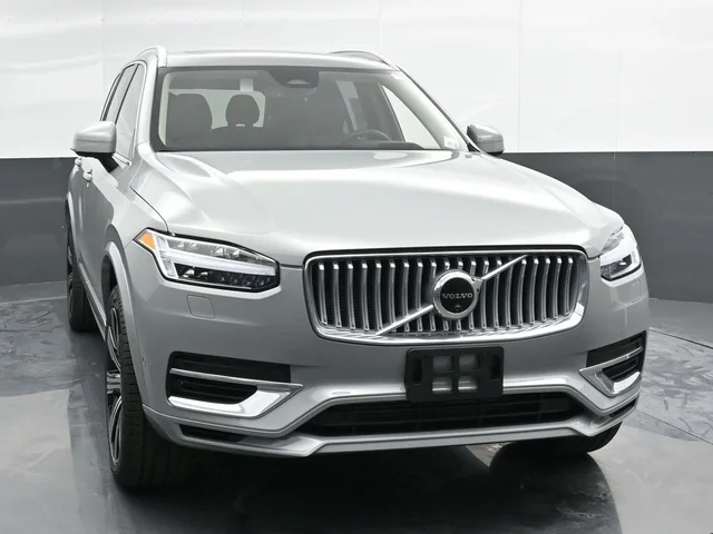 Nuevos VOLVO XC90 PLUG-IN HYBRID à Estados chez autogozo