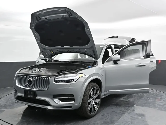 Nuevos VOLVO XC90 PLUG-IN HYBRID à Estados chez autogozo
