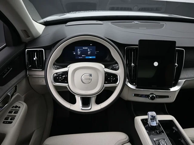 Nuevos VOLVO XC90 PLUG-IN HYBRID à Estados chez autogozo