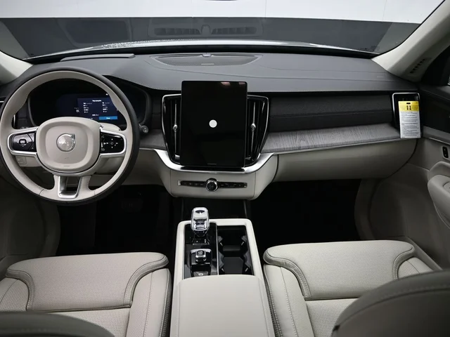 Nuevos VOLVO XC90 PLUG-IN HYBRID à Estados chez autogozo