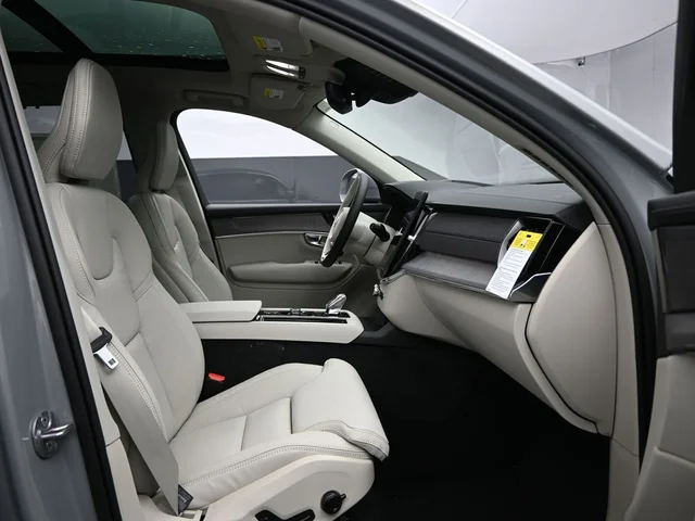 Nuevos VOLVO XC90 PLUG-IN HYBRID à Estados chez autogozo