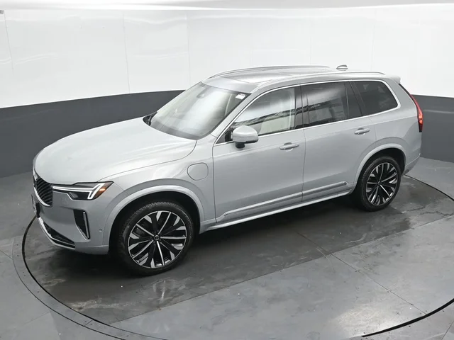 Nuevos VOLVO XC90 PLUG-IN HYBRID à Estados chez autogozo