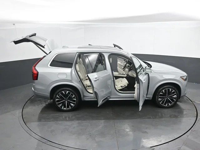 Nuevos VOLVO XC90 PLUG-IN HYBRID à Estados chez autogozo