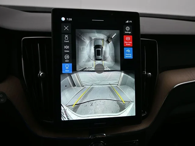 Nuevos VOLVO XC60 PLUG-IN HYBRID à Estados chez autogozo