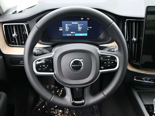 Nuevos VOLVO XC60 PLUG-IN HYBRID à Estados chez autogozo