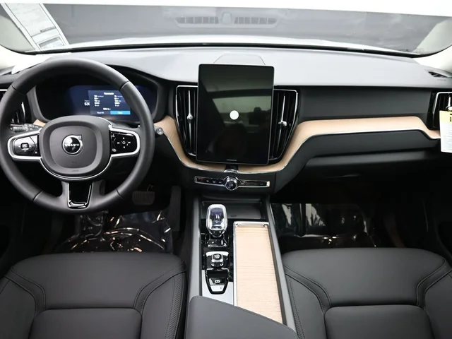 Nuevos VOLVO XC60 PLUG-IN HYBRID à Estados chez autogozo