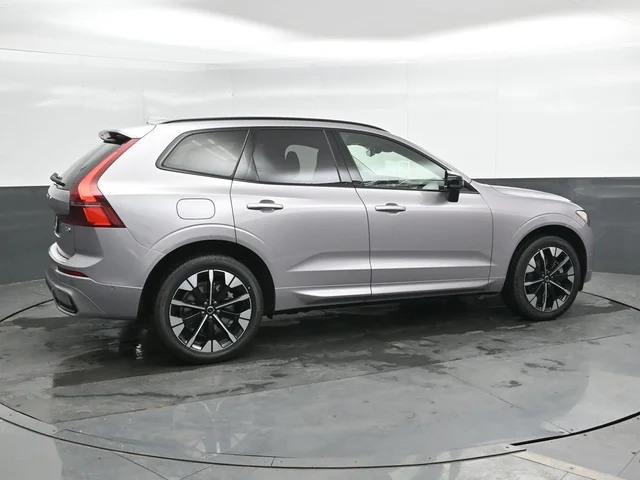 Nuevos VOLVO XC60 PLUG-IN HYBRID à Estados chez autogozo