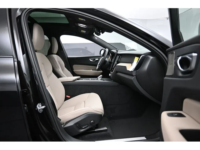 Nuevos VOLVO XC60 PLUG-IN HYBRID à Estados chez autogozo