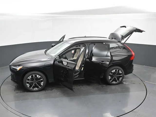 Nuevos VOLVO XC60 PLUG-IN HYBRID à Estados chez autogozo