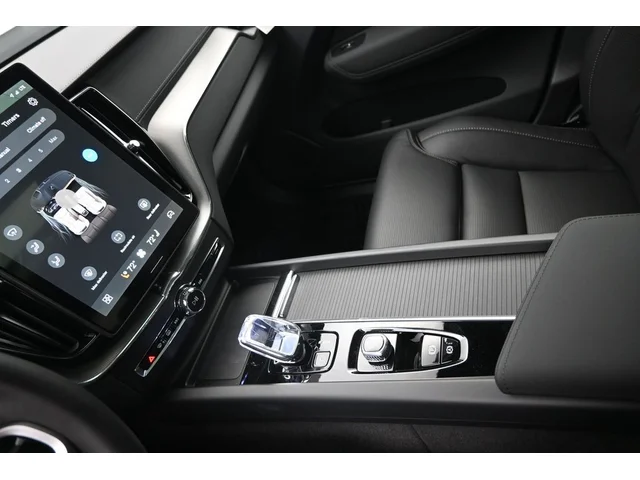 Nuevos VOLVO XC60 PLUG-IN HYBRID à Estados chez autogozo