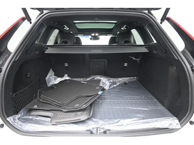 Nuevos VOLVO XC60 PLUG-IN HYBRID à Estados chez autogozo