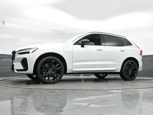 Nuevos VOLVO XC60 PLUG-IN HYBRID à Estados chez autogozo