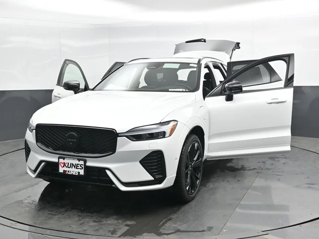 Nuevos VOLVO XC60 PLUG-IN HYBRID à Estados chez autogozo