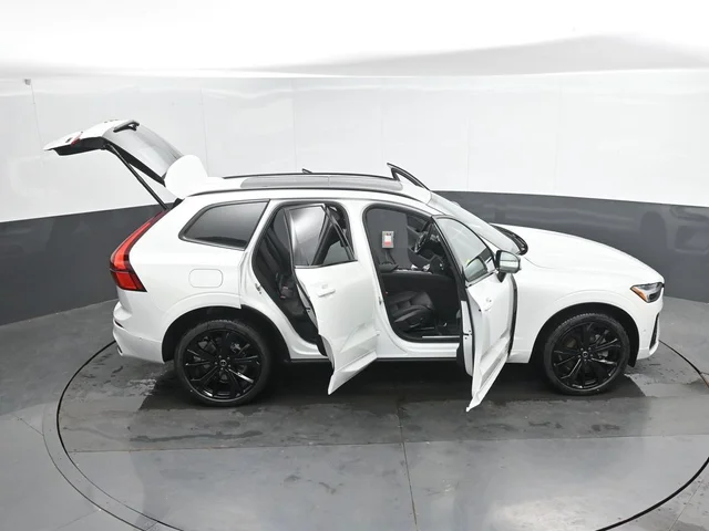 Nuevos VOLVO XC60 PLUG-IN HYBRID à Estados chez autogozo