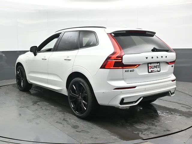 Nuevos VOLVO XC60 PLUG-IN HYBRID à Estados chez autogozo