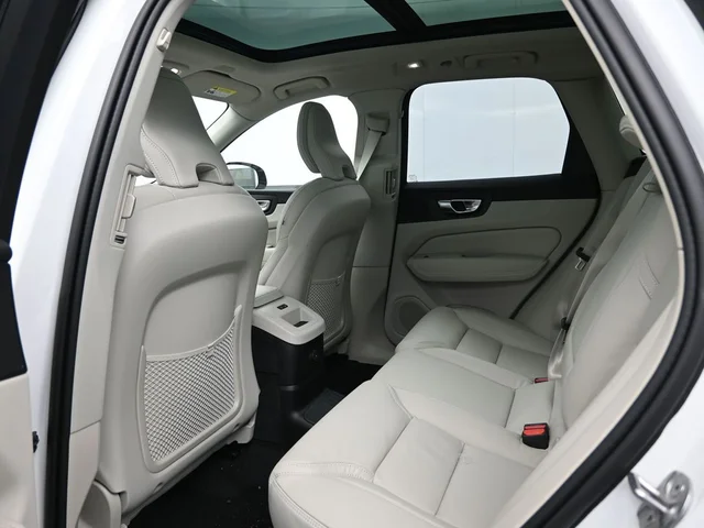 Nuevos VOLVO XC60 PLUG-IN HYBRID à Estados chez autogozo