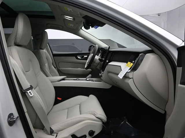 Nuevos VOLVO XC60 PLUG-IN HYBRID à Estados chez autogozo