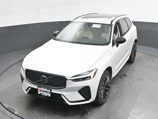 Nuevos VOLVO XC60 PLUG-IN HYBRID à Estados chez autogozo