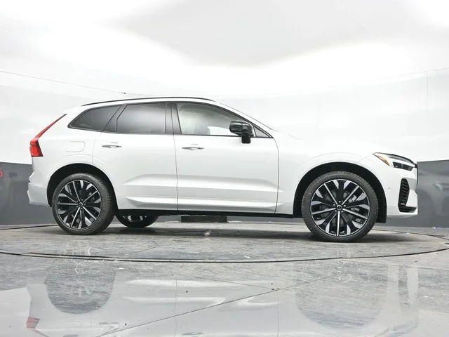 Nuevos VOLVO XC60 PLUG-IN HYBRID à Estados chez autogozo
