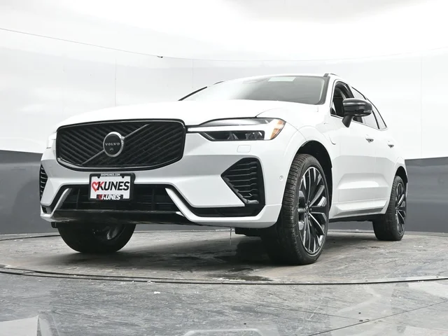 Nuevos VOLVO XC60 PLUG-IN HYBRID à Estados chez autogozo