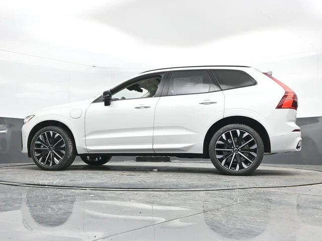 Nuevos VOLVO XC60 PLUG-IN HYBRID à Estados chez autogozo