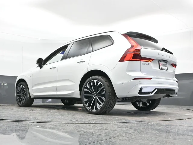 Nuevos VOLVO XC60 PLUG-IN HYBRID à Estados chez autogozo