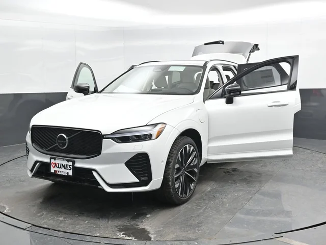 Nuevos VOLVO XC60 PLUG-IN HYBRID à Estados chez autogozo