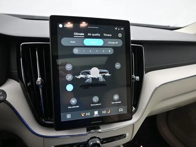 Nuevos VOLVO XC60 PLUG-IN HYBRID à Estados chez autogozo