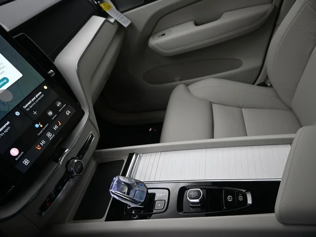 Nuevos VOLVO XC60 PLUG-IN HYBRID à Estados chez autogozo