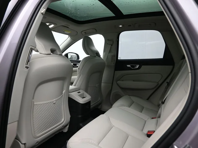 Nuevos VOLVO XC60 PLUG-IN HYBRID à Estados chez autogozo