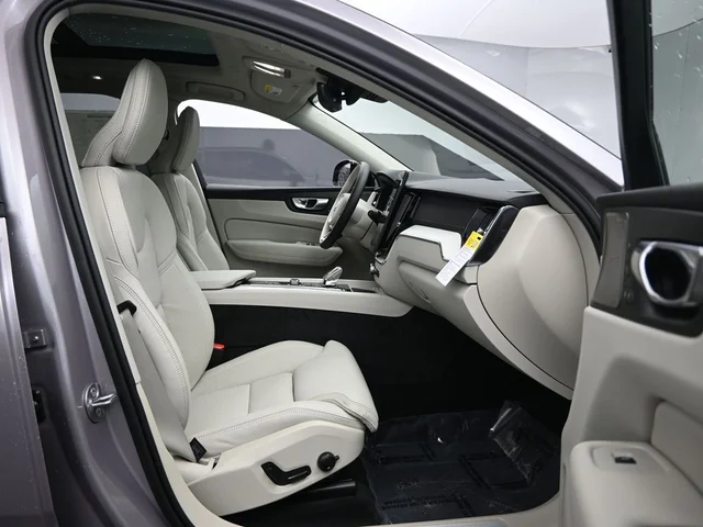 Nuevos VOLVO XC60 PLUG-IN HYBRID à Estados chez autogozo