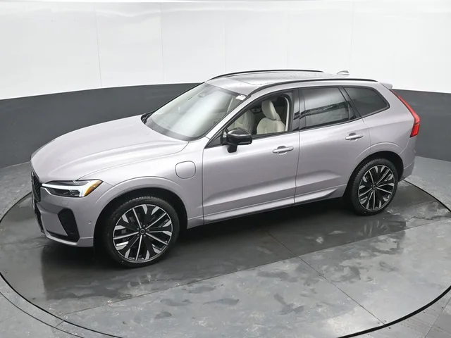 Nuevos VOLVO XC60 PLUG-IN HYBRID à Estados chez autogozo