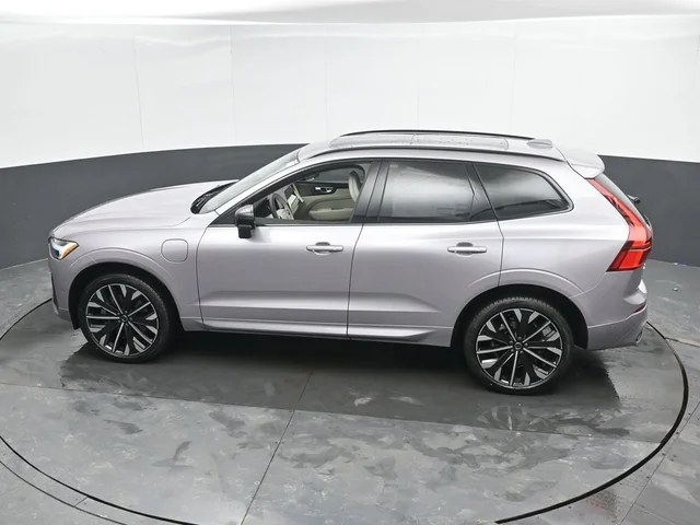 Nuevos VOLVO XC60 PLUG-IN HYBRID à Estados chez autogozo