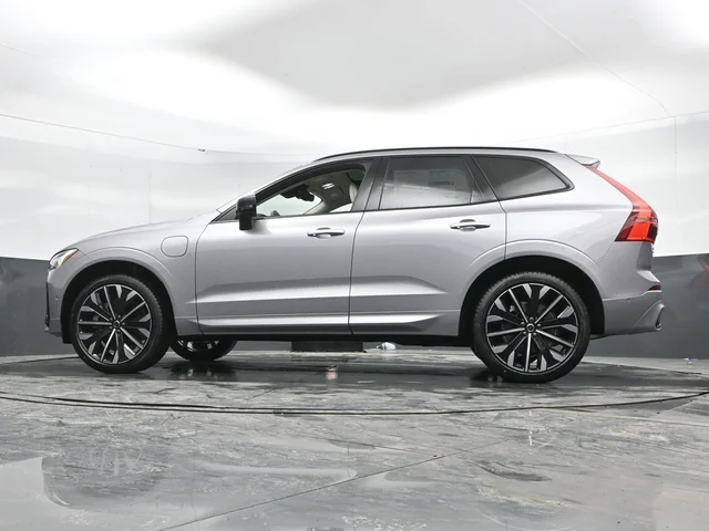 Nuevos VOLVO XC60 PLUG-IN HYBRID à Estados chez autogozo